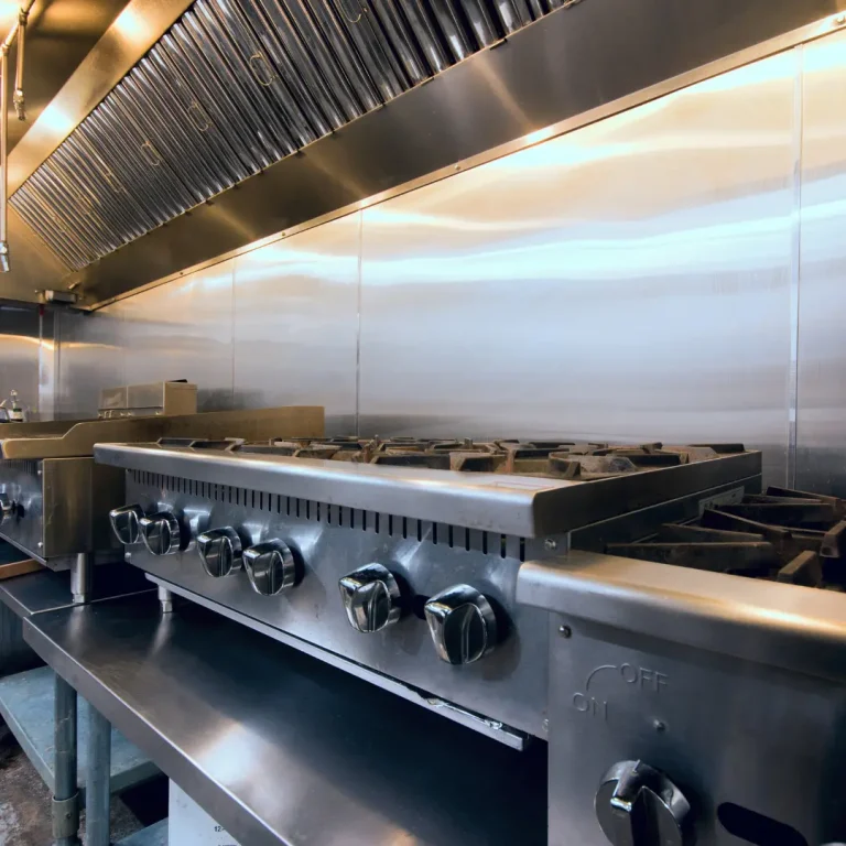 restaurant kitchen hood cleaning in Dubai